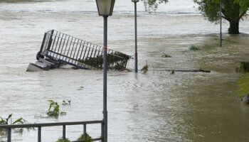 Employment obligations during and after natural disasters